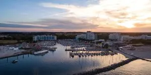 Ostseehotel Midgard im Dampland - 奥尔本尼兹