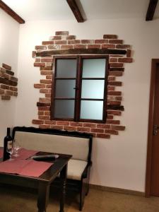 private apartments Emerald
