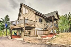 Mtn Views and Game Room Cozy Retreat in Morrison - 埃弗格林