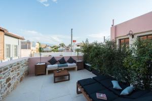 Superior Suite with Terrace- Split Level