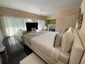CASA-22 Luxury Boutique Hotel