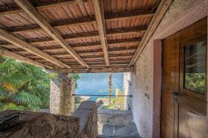 FLUX apprtamento direttamente sul lago dOrta