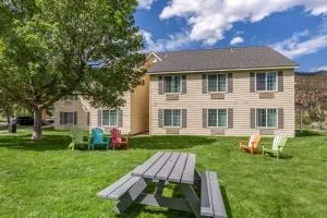 Comfort Inn & Suites Carbondale on the Roaring Fork - 格伦伍德温泉