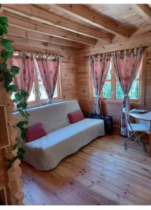 Chalets L'oree des bois , detente et calme . : photos des chambres