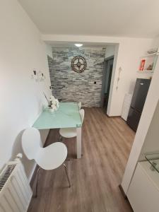 SPRING and SUMMER apartment near Ljubljana with FREE secure parking
