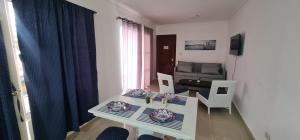 The Rose in paradise I