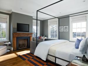House King room in Topping Rose House