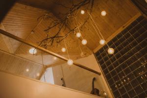 MiCasa - Nhà gác mái trên đỉnh đồi