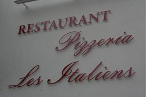 Hotels Hotel Les Italiens : photos des chambres