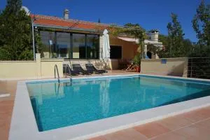 Holiday house Lovre - Prgomet