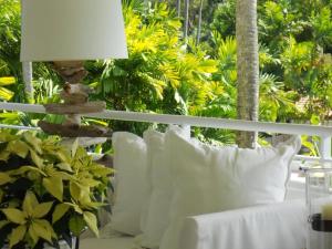 Ocean Blue Luxury Apartment - Beachfront - Glitter Bay 203