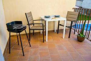 B - Apartamento exclusivo con piscina compartida