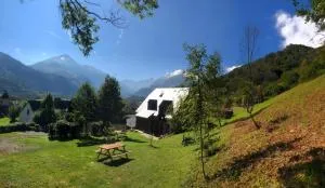 Appartement dans chalet avec jardin, vue montagne - Bun