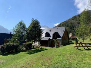 Appartements Appartement dans chalet avec jardin, vue montagne : photos des chambres