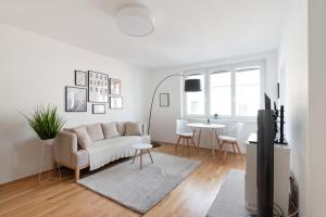 Modern, bright Studio -close to the center in a quiet area