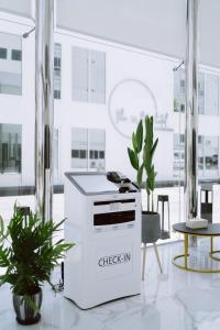 Thewhitehotel BY Charoensri - SHA Extra Plus