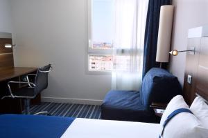 Hotels Holiday Inn Express Marseille Saint Charles, an IHG Hotel : photos des chambres