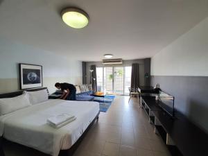 The Studio at Sathorn Terrace