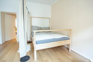 FullHouse - Halle - B2 - Daylight Bathroom - Nespresso