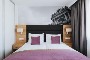 Deluxe Apartment room in Parks 73 The Townhouse Hotel