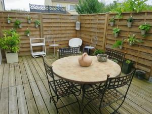 Appartements Duplex contemporain terrasse exterieure parking : photos des chambres