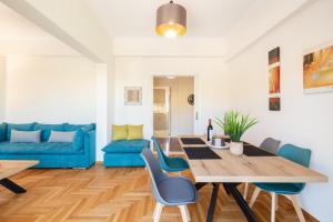 Katsanis luxury apt., stunning view of acropolis