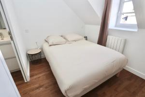 Appartements Napoleon Gare 8 T2 Dernier Etage ByLocly : Appartement