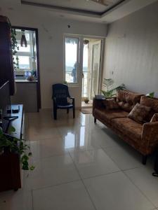Lovely 1BHK with Pool + View