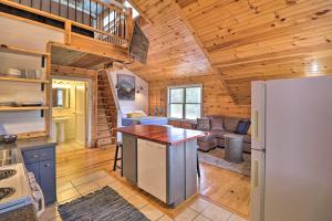 Updated Mtn View Studio with Loft - Near River!