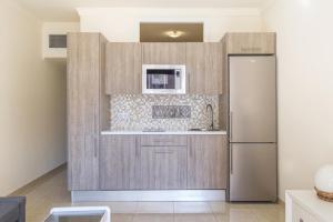 Marina view sunny apartment