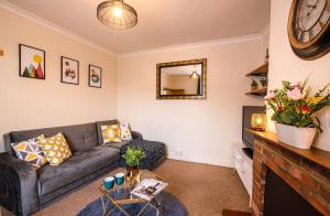 Victorian 3 bed City Centre House - Free Parking