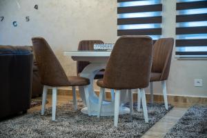 LUX TRAJKOVIC ZLATIBOR