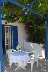 Plaza Studios Naxos Greece