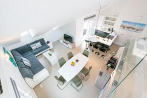 TopDeck Exclusive Apartment