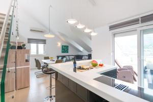 TopDeck Exclusive Apartment 
