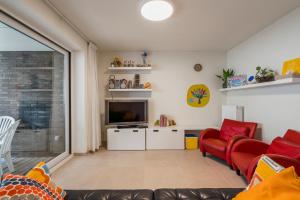 Fully new app w 2 terraces at a superb location!