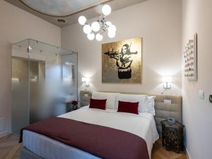 One-Bedroom Apartment room in Kairos by Florence Art Apartments
