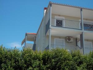 Milos Apartments Halkidiki Greece