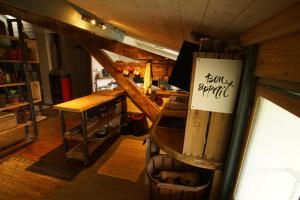 Le Refuge Cérétan, grand et bel appartement mansardé en plein centre