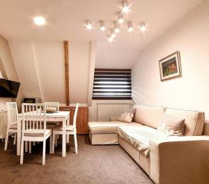 Planinski vrhovi Jelač