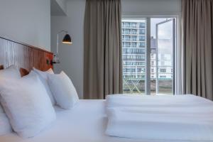 Superior King Room - Non-Smoking room in Hotel Astoria