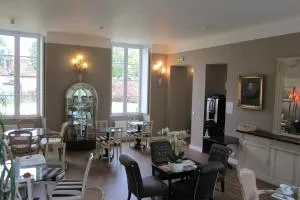 拉泽内城堡 - 公寓酒店 - 奥尔瓦勒