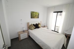 T1 Alvor Centre Paddys II