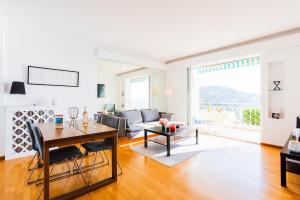 Appartements Terrace on the Bay 2 by Riviera Holiday Homes : photos des chambres