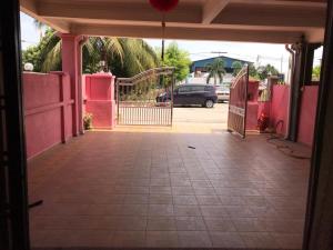 Sekinchan No 4 Landed House 15pax