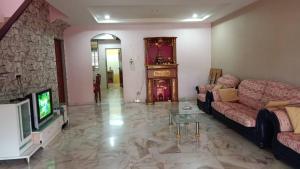 Sekinchan No 4 Landed House 15pax