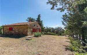 2 Bedroom Lovely Home In Sassetta