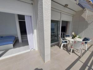 Love boat deluxe experience