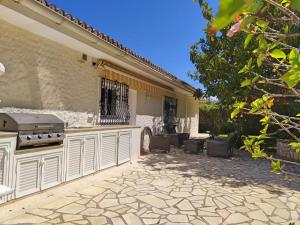 Villa Carioca - with private pool, marvelous garden and amazing ocean view