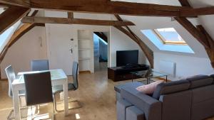 Appartements nid d'aigle de Cande centre✰6 places✰lumineux✰ : photos des chambres